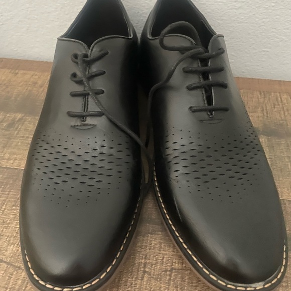 Perry Ellis - Picture 4 of 4